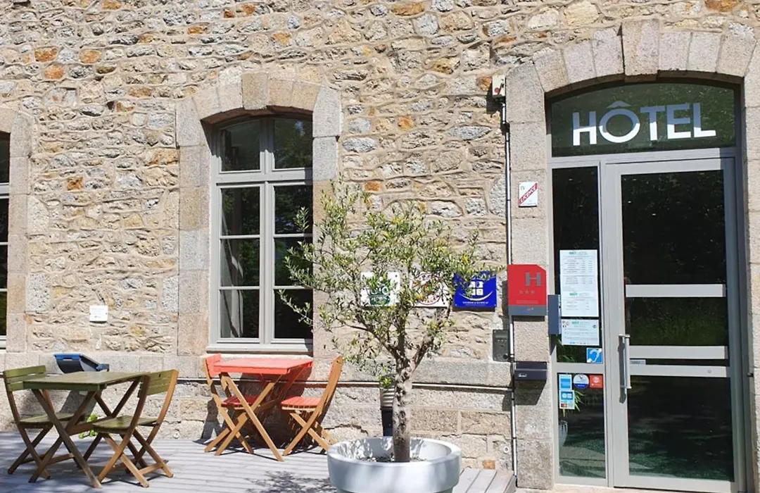 Brit Hotel Spa Le Connetable-1